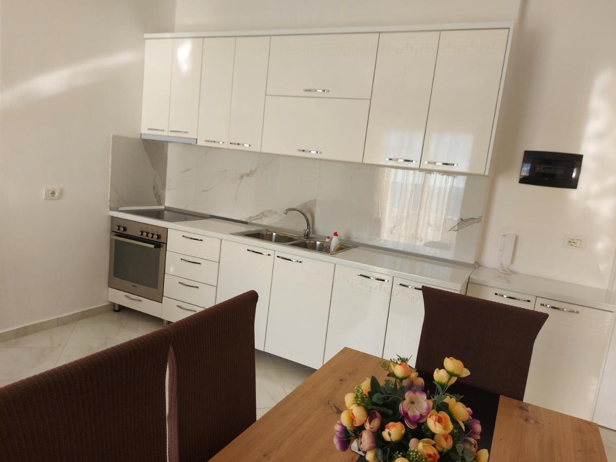 Bral Apartment 7 - Two-Bedroom With Seaview Durrës Extérieur photo