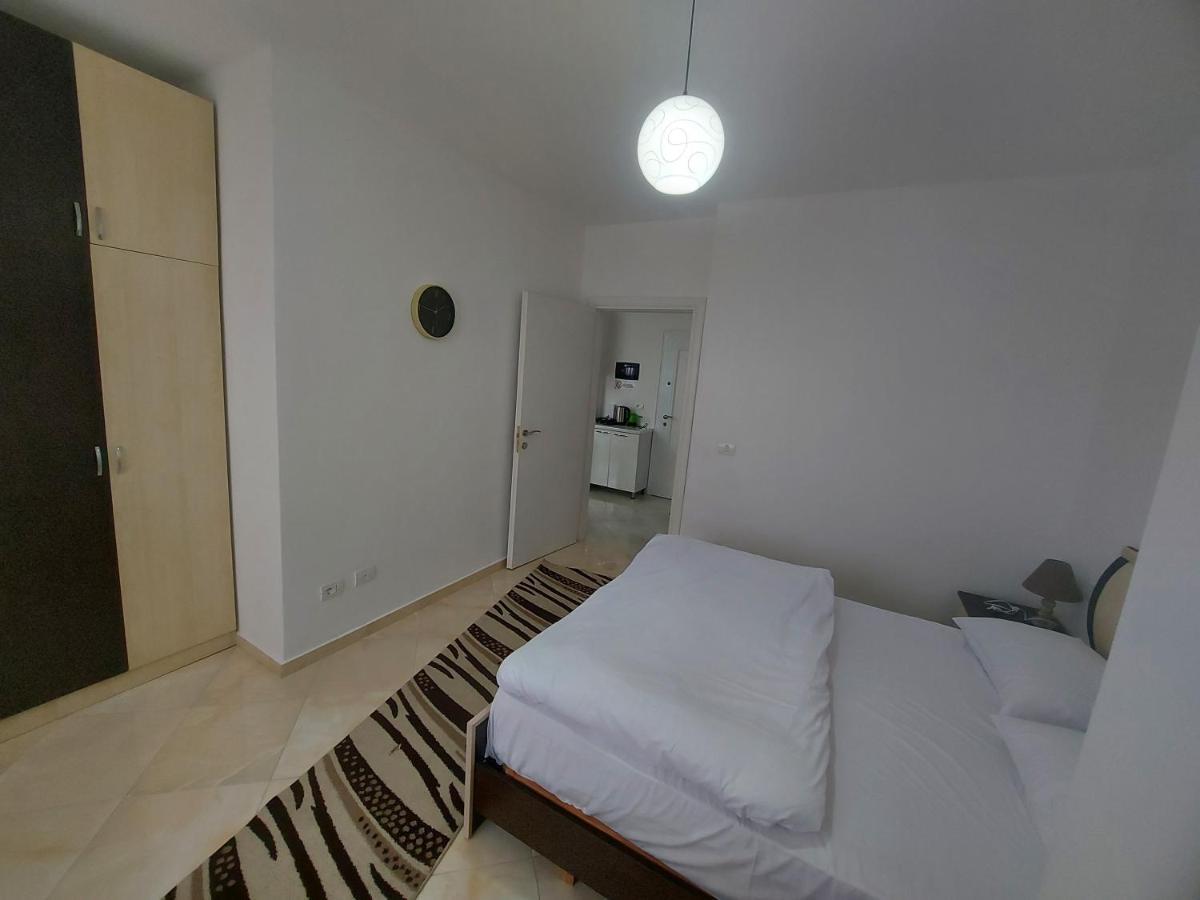 Bral Apartment 7 - Two-Bedroom With Seaview Durrës Extérieur photo